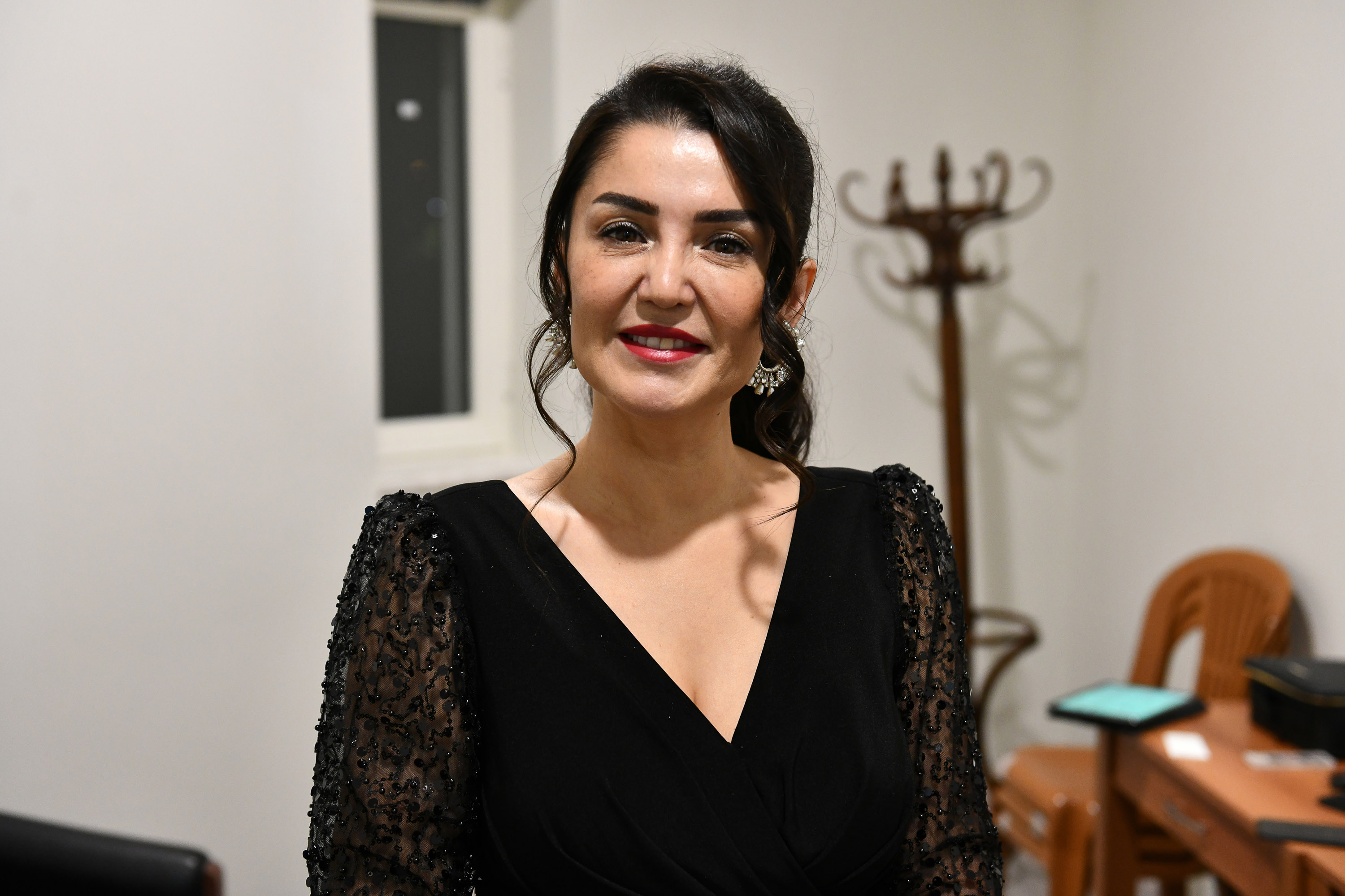 ESRA ÖZTÜRK