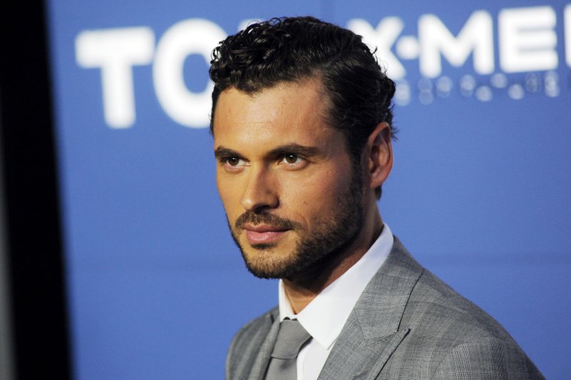 Adan Canto(2)