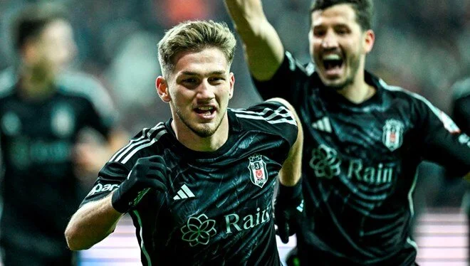 Semih Kılıçsoy Ve Mert Günok