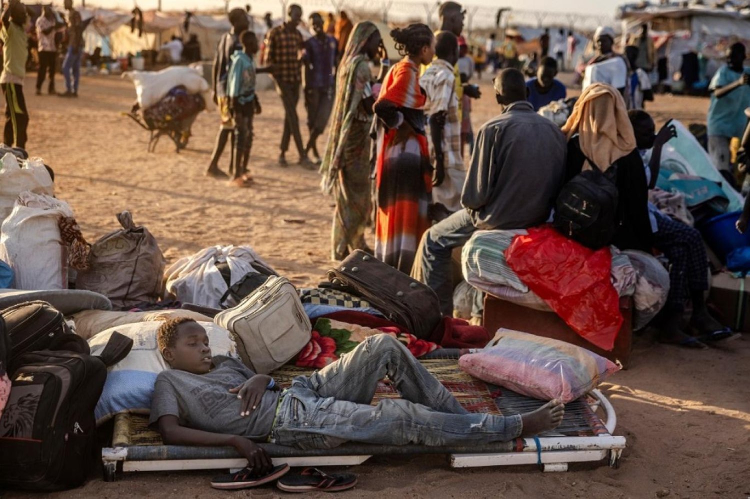 Sudan'da Iç Savaşın Acılarını Milyonlarca Sivil Halk Çekiyor (2)