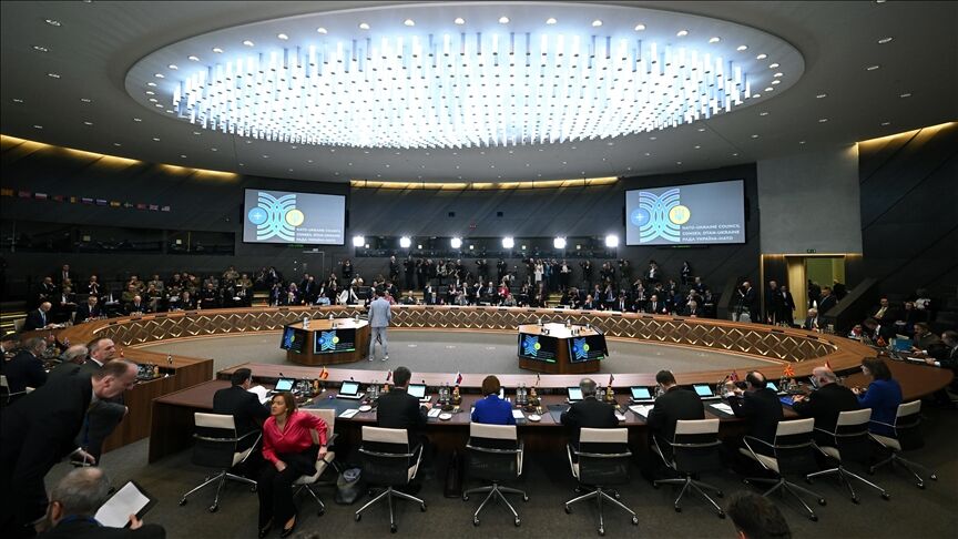 NATO Dışişleri Bakanlarının gündemi Çin ve Rusya