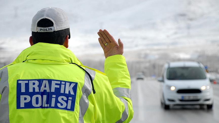 Muğla'da Yılbaşı Denetimlerinde 870 Sürücüye Trafik Cezası Kesildi