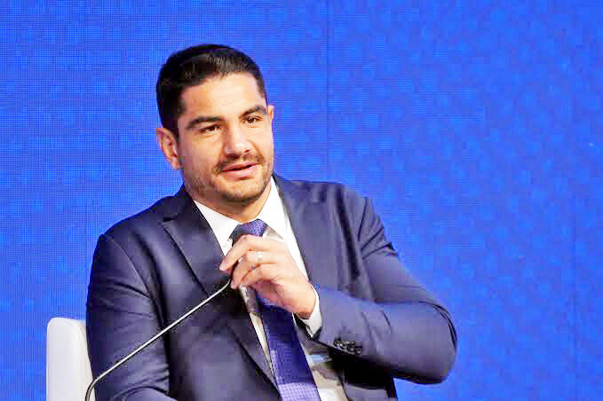 Taha Akgül-3