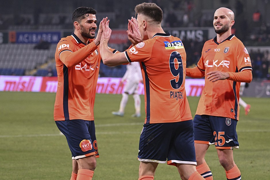 Başakşehir 3