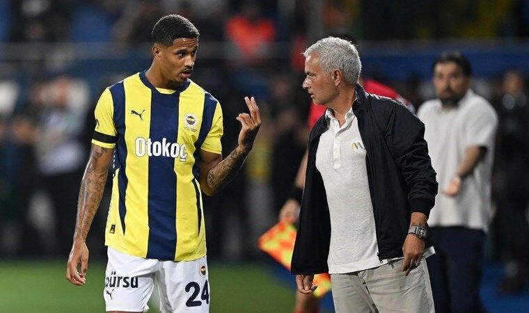 Fenerbahçe -  'Jayden Oosterwolde'
