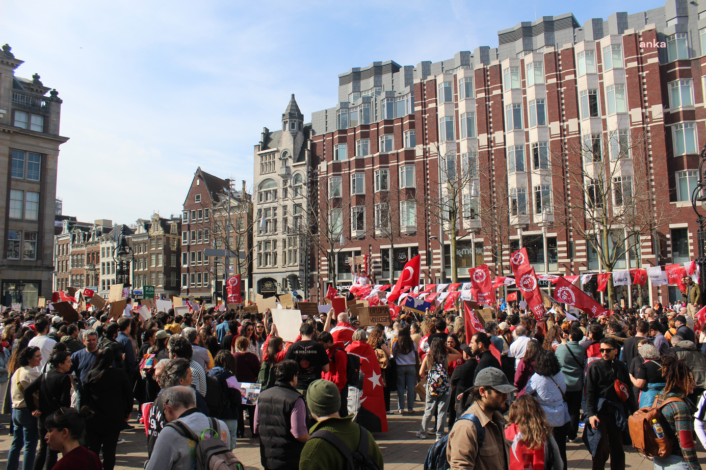 Hollanda'nın Başkenti Amsterdam'da İmamoğlu Protestosu