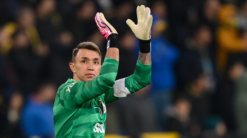Muslera Motivasyonu Yükseltti! Soyunma Odası Sözleri Ortaya Çıktı