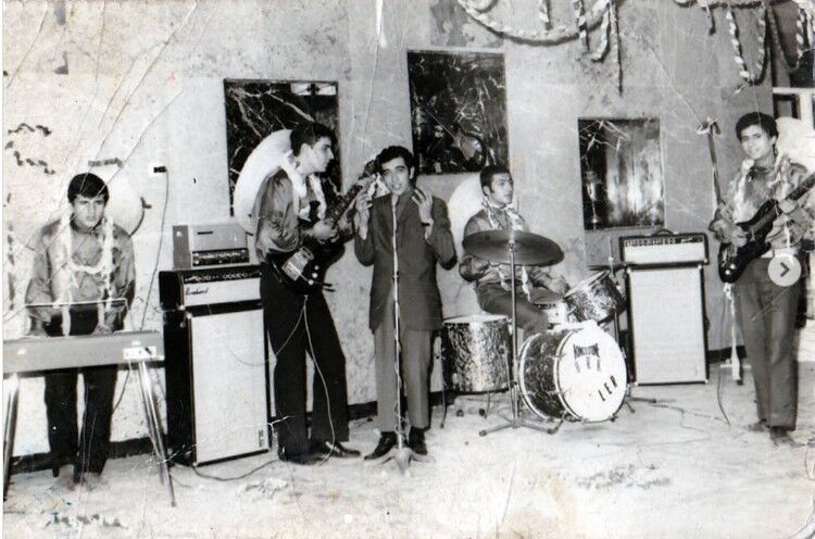 Siyah Örümcekler Edip