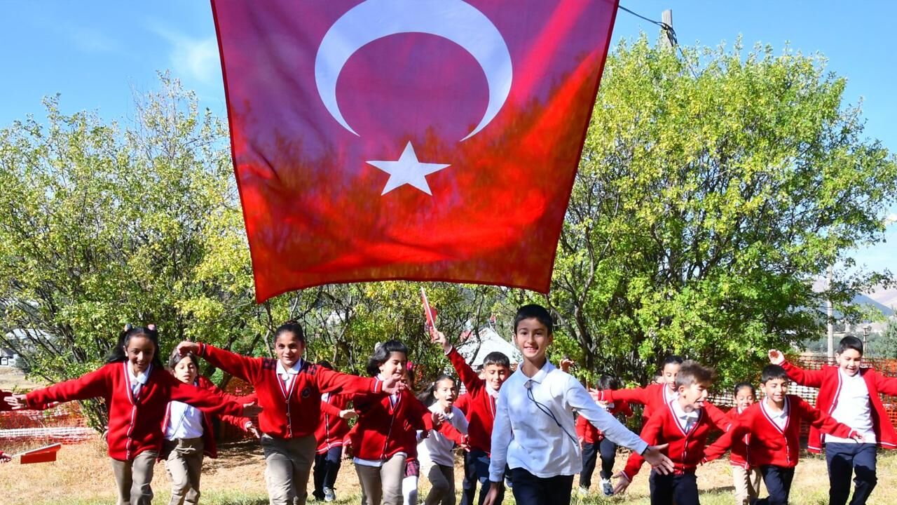 23 Nisan7