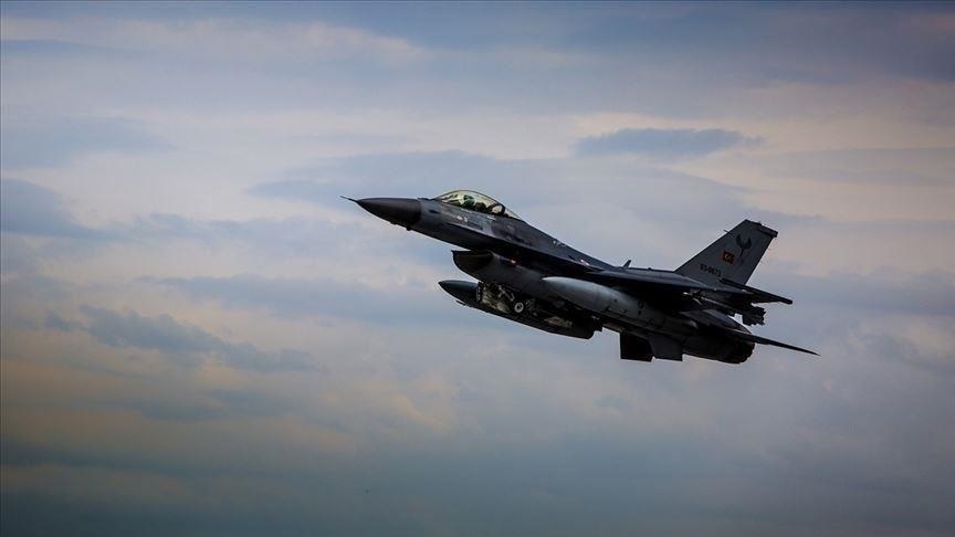 Abdnin Yemene Hava Saldirisinda En Az 74 Hayatini Kaybetti