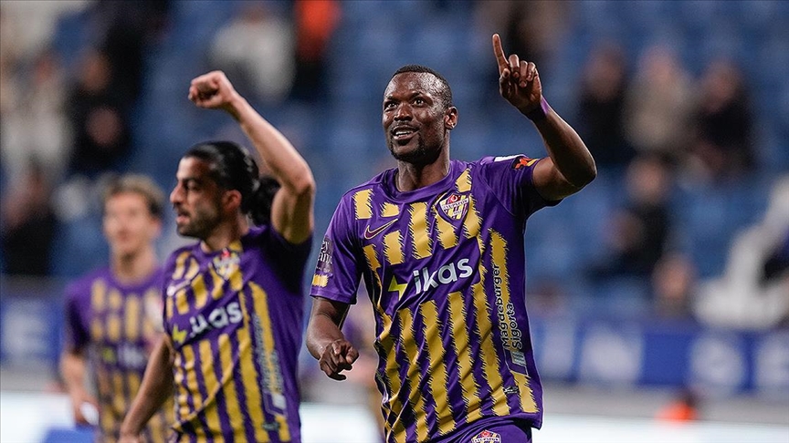 Fifadan Eyupspora Transfer Yasagi