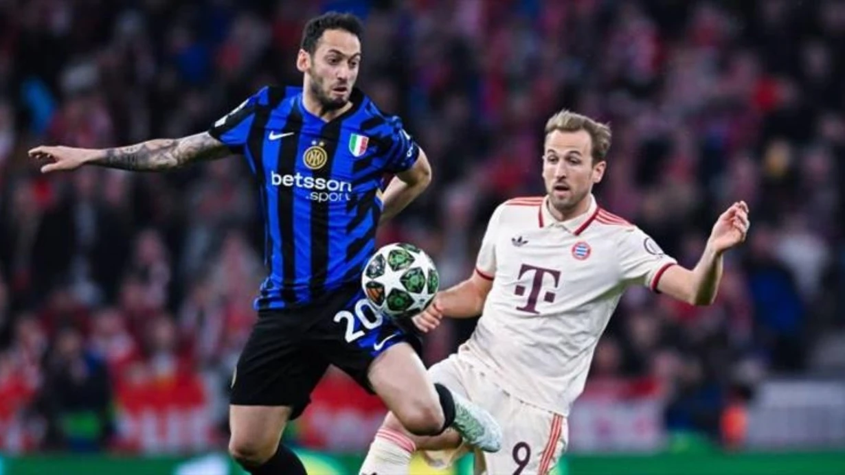 Hakan Calhanoglunun Formasini Giydigi Inter Bayern Munihi Devirdi Foto