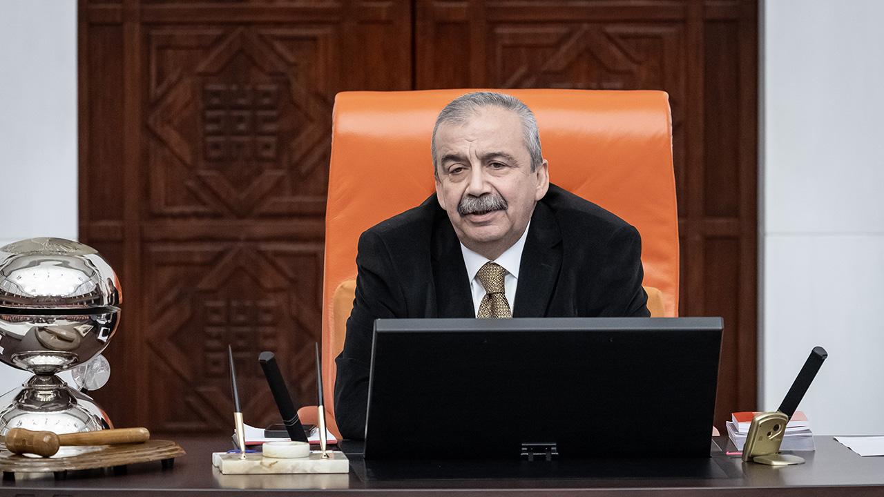 Sırrı Süreyya Önder Kaç Yaşında