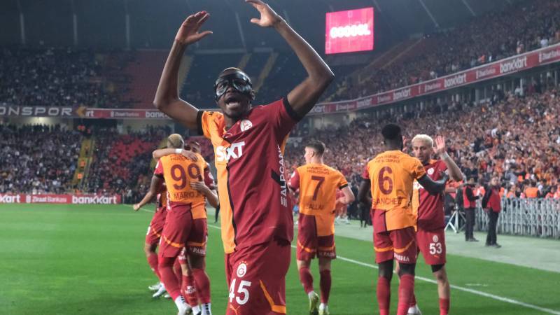 Galatasaray'dan Osimhen için yeni formül