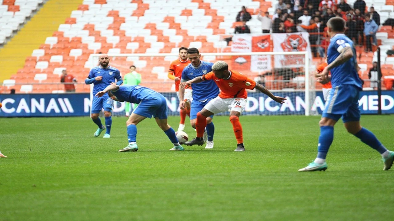 Adanaspor Boluspor