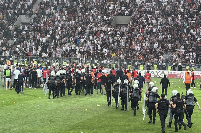 Olayların Yaşandığı Elazığspor Vanspor Fk Maçı Sonrası Tff'den Ilk Açıklama2