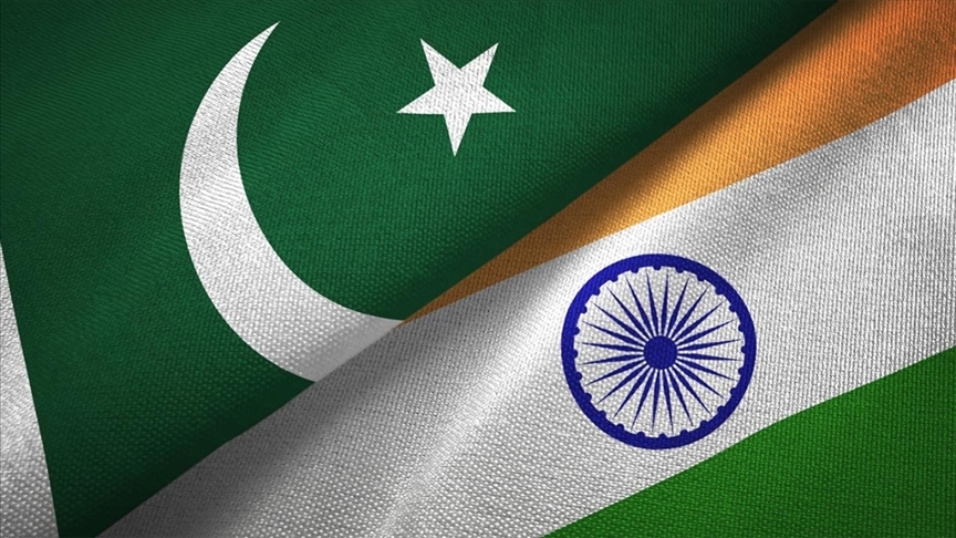Hindistan ve Pakistan'da gerilim tırmanıyor: 26 sivil öldü