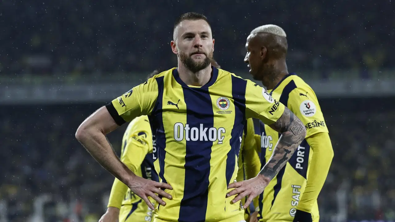 Fenerbahçe'den 'Skriniar' hamlesi! Menajerinden açıklama geldi