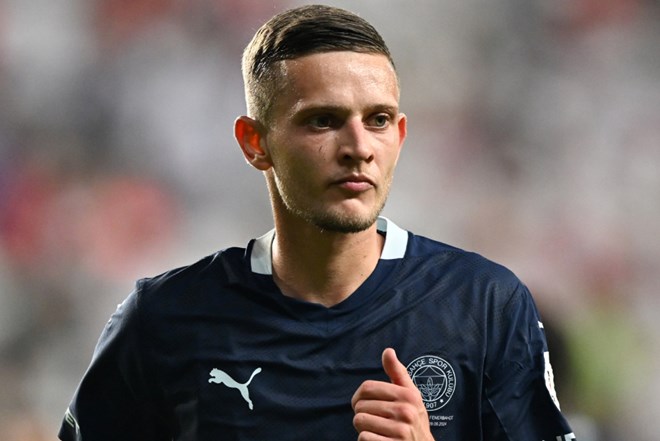 Fenerbahçe'de Szymanski Için Teklif Geldi1