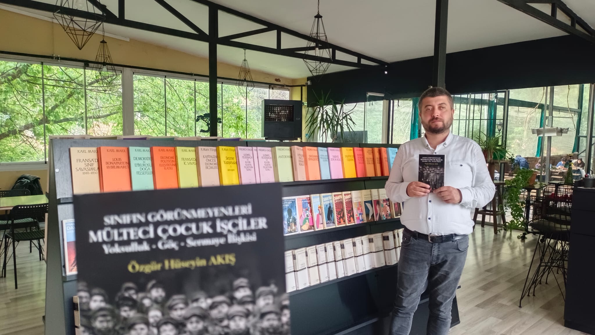 Özgür Hüseyin Akış