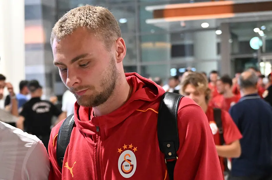 Victor Nelsson1