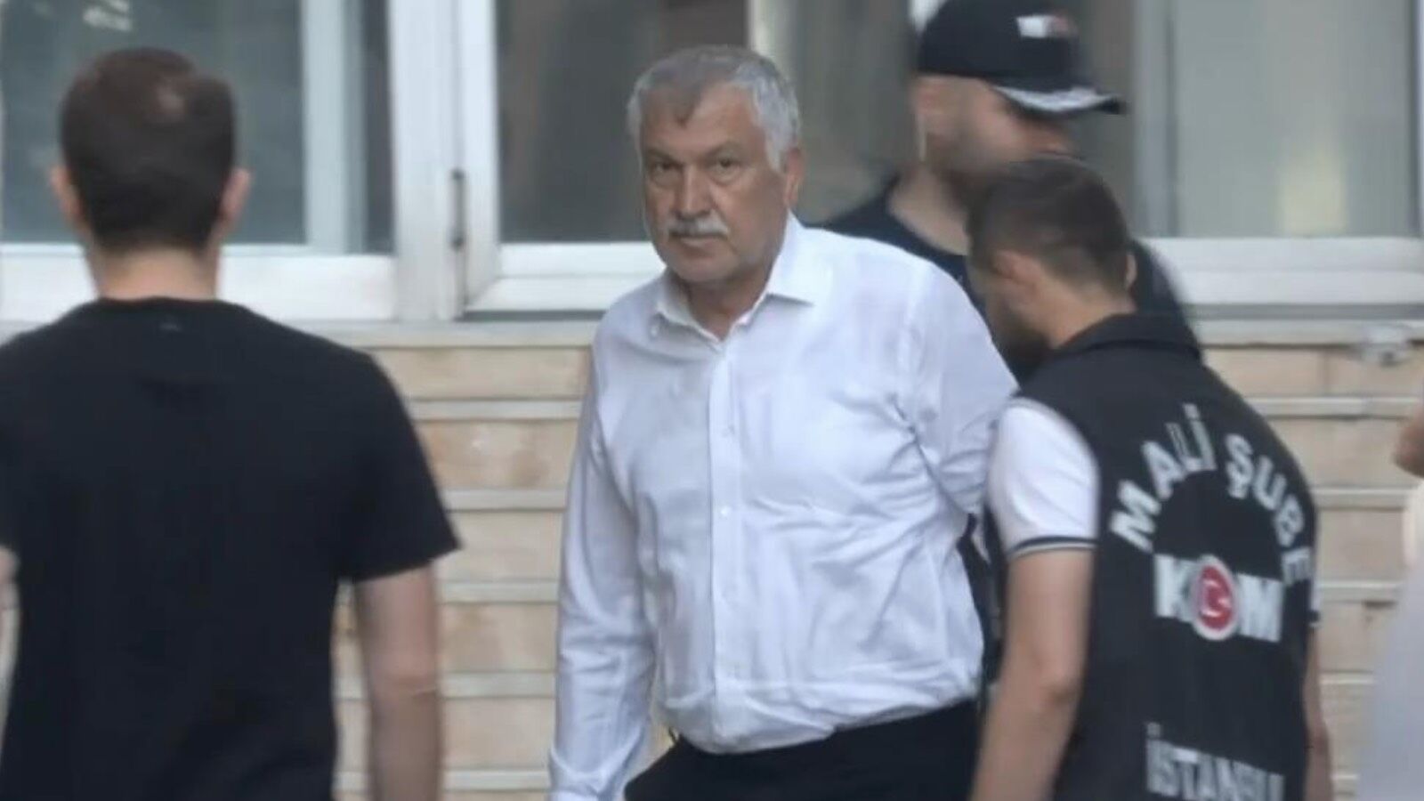 Zeydan Karalar’ın tutukluluğuna itiraz reddedildi: Bireysel başvuru yapılacak