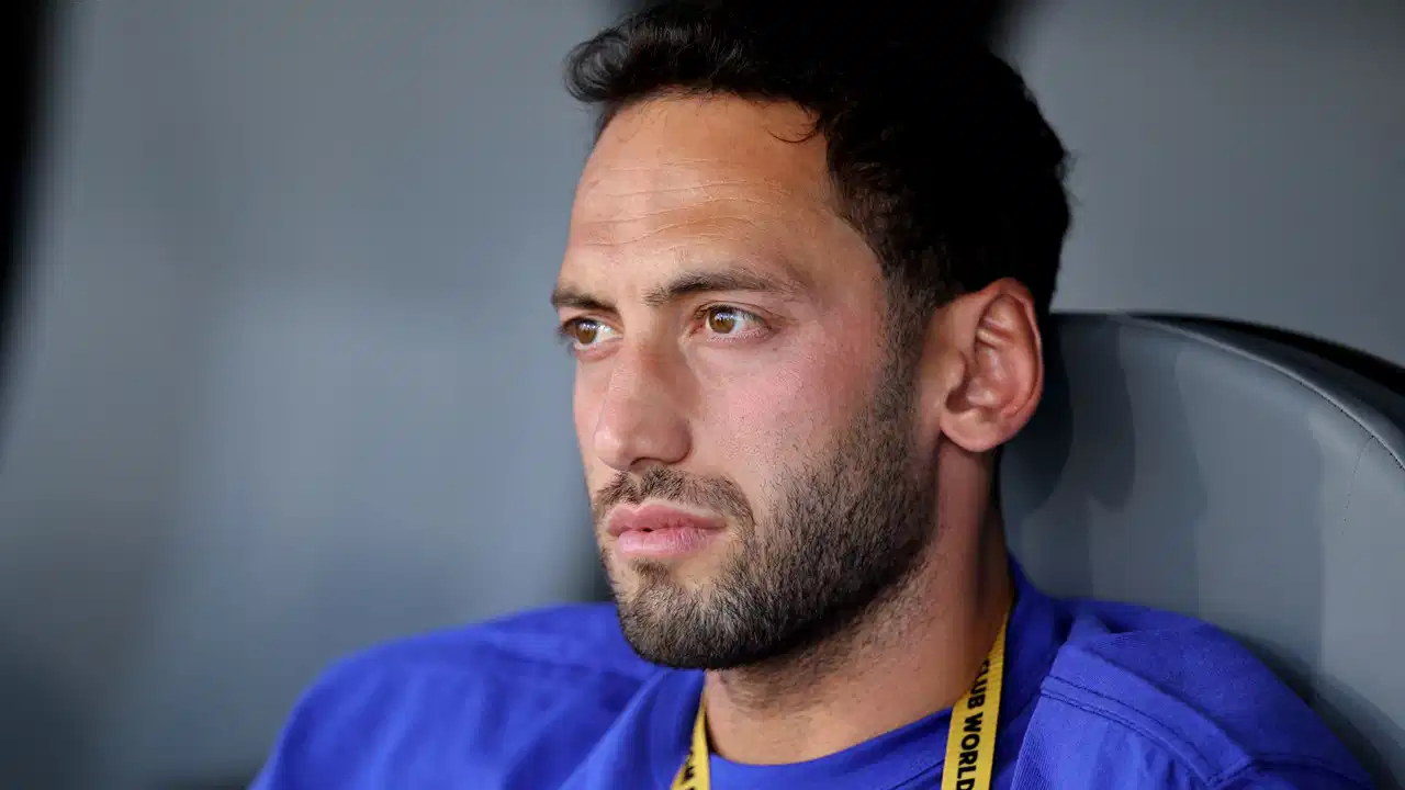 Inter'den Hakan Çalhanoğlu'na transfer ültimatomu