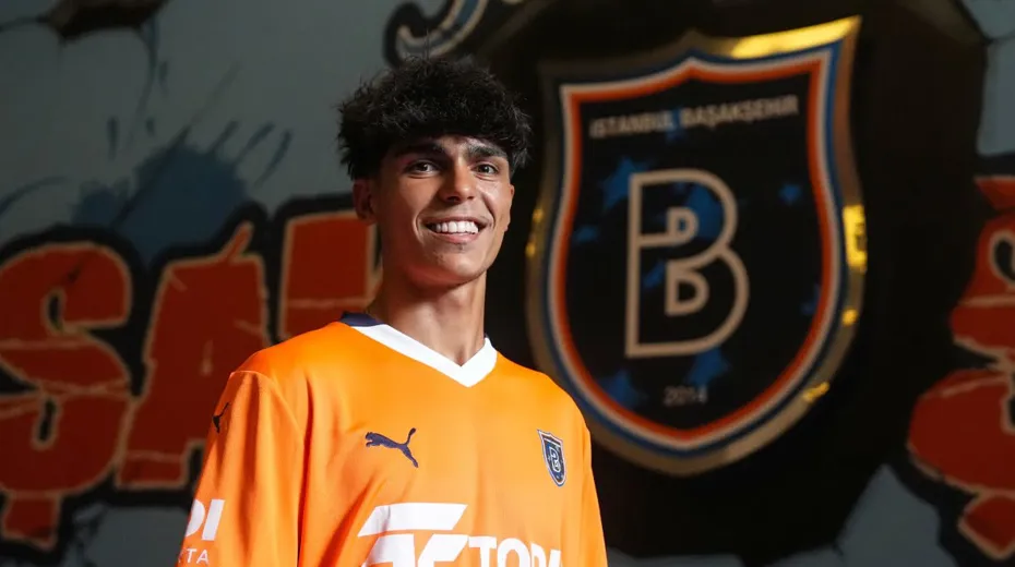 Başakşehir Genç Yıldız Ile 4. Transferine Imza Attı