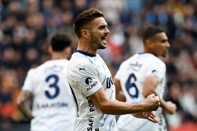 Dusan Tadic 4-1