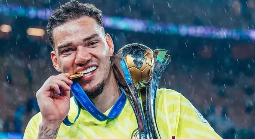 Galatasaray hız verdi: Osimhen transferi sonrası gözler Ederson'da