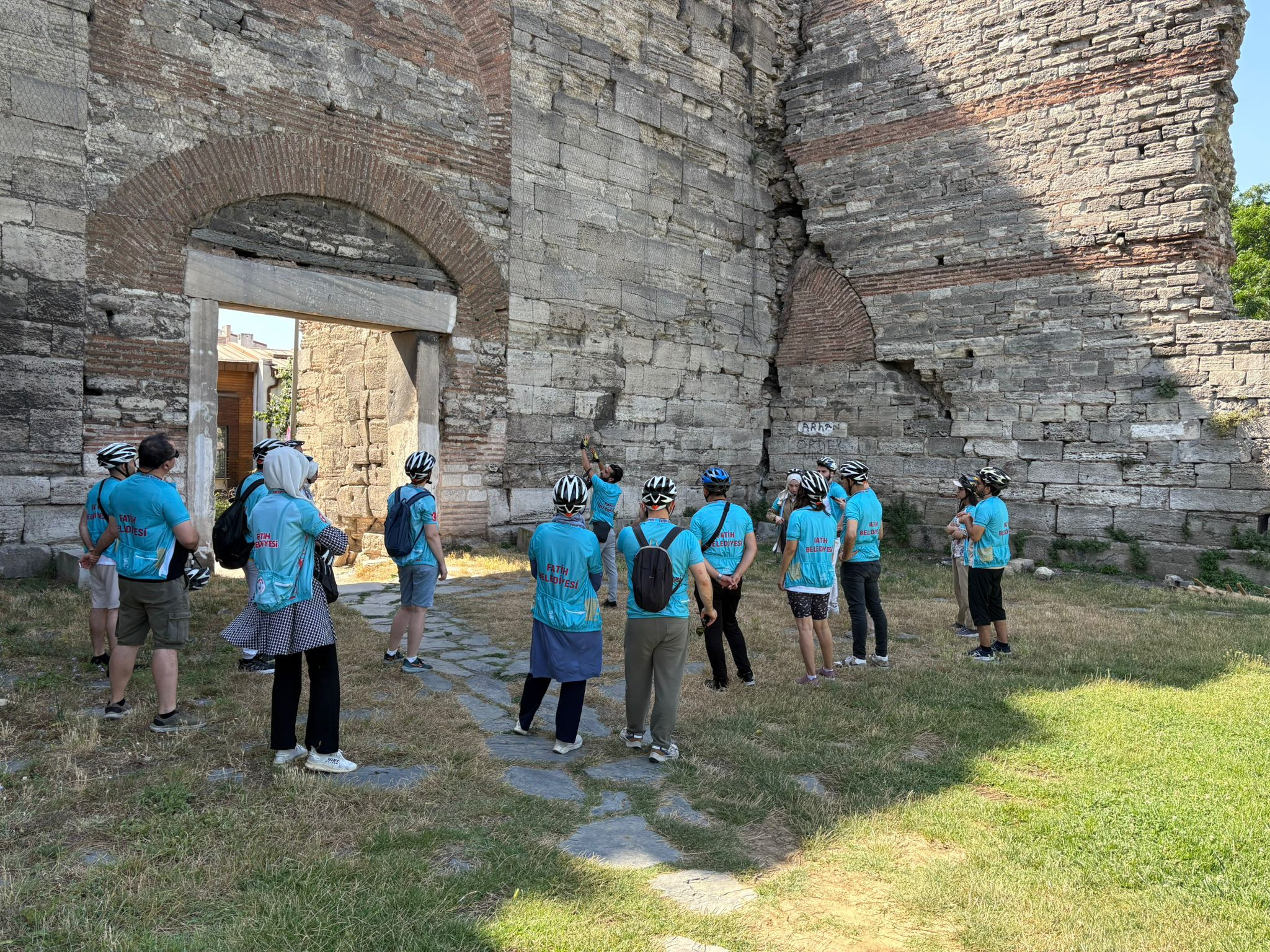 Istanbul Tarihi Yar?Mada'da Bisikle Tle Kültür Turları Başladı. (3)