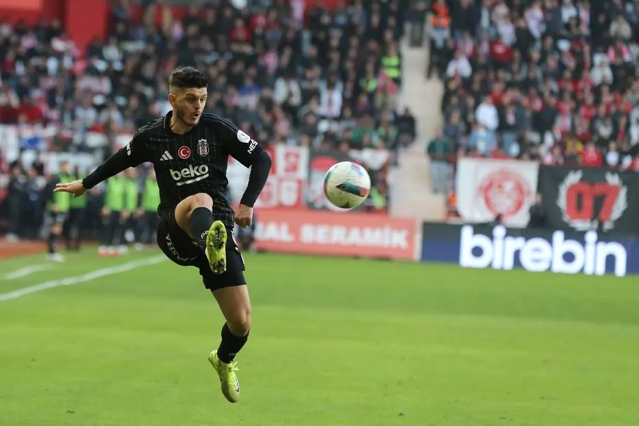Milot Rashica3