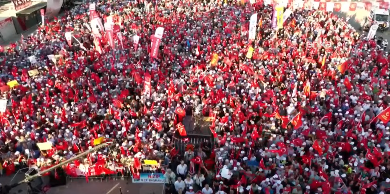 Özgür Özel, Malatya'da Millet İradesine Sahip Çıkıyor Mitinginde Konuşuyor 2