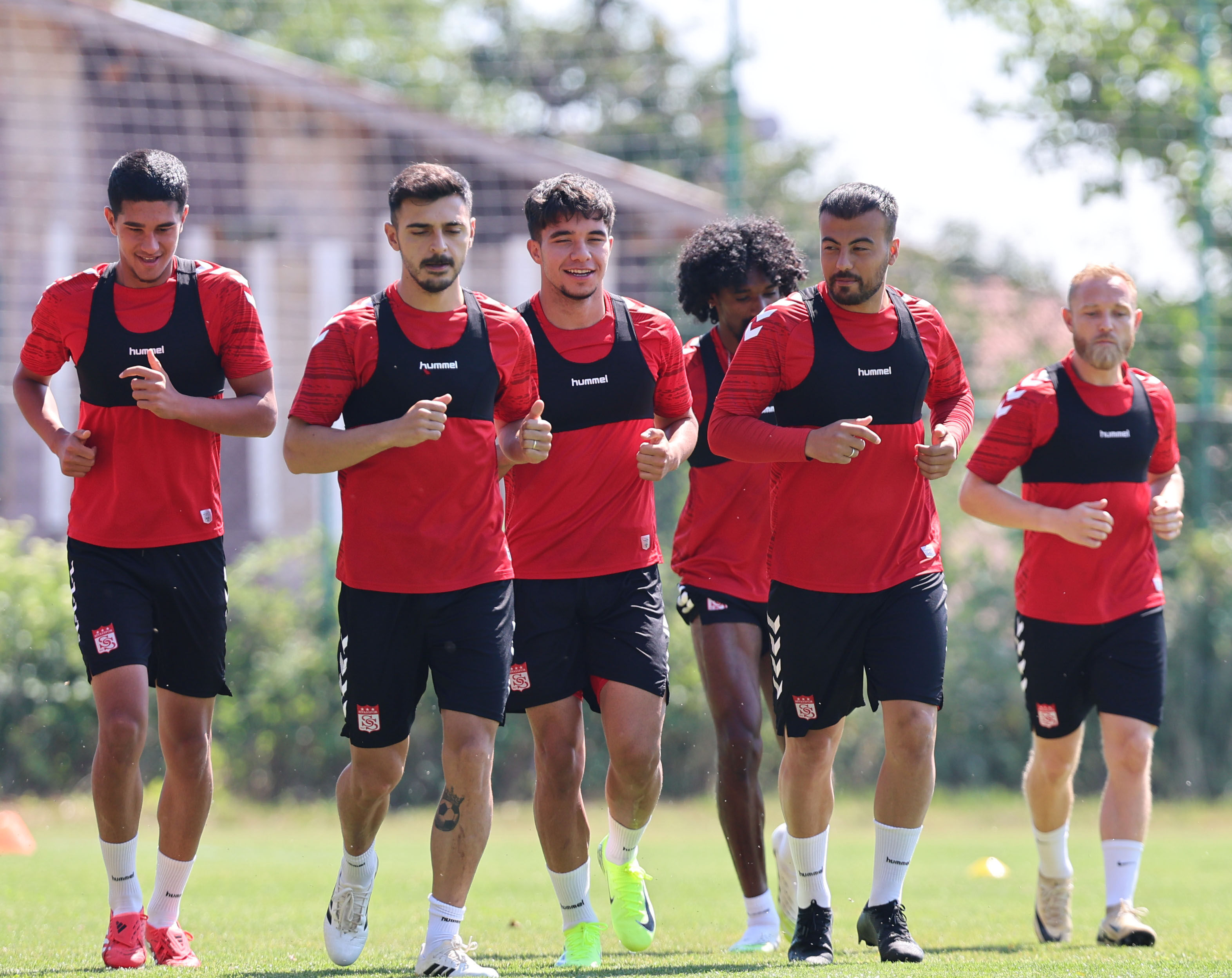 Sivasspor Bolu Kampinda Tempoyu Artirdi