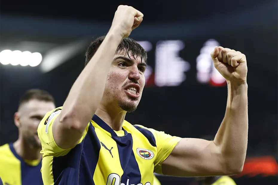 Fenerbahçe'nin Genç Stoperi Yusuf Akçiçek İçin Resmi Teklif Geldi