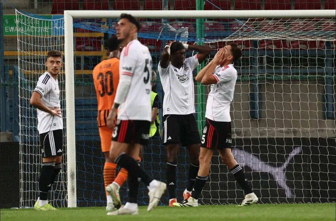 Avrupa Ligi'ne veda eden Beşiktaş için spor yazarları ne dedi?