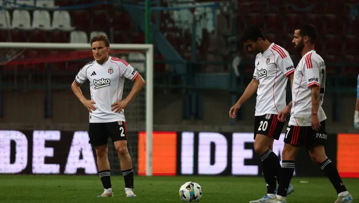 Beşiktaş'ın Avrupa Ligi'ne veda etmesine Nihat Kahveci'den kadroya sert eleştiri