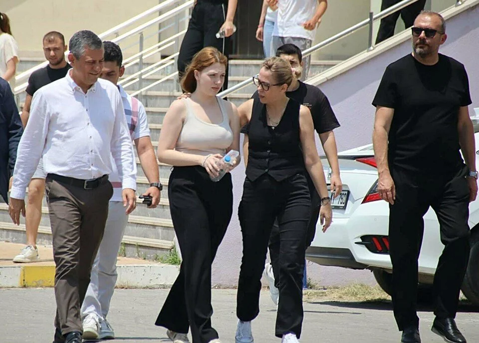 Üniversite tercih sonuçları açıklandı: Ferdi Zeyrek'in kızı Nehir babasına sözünü tuttu-1