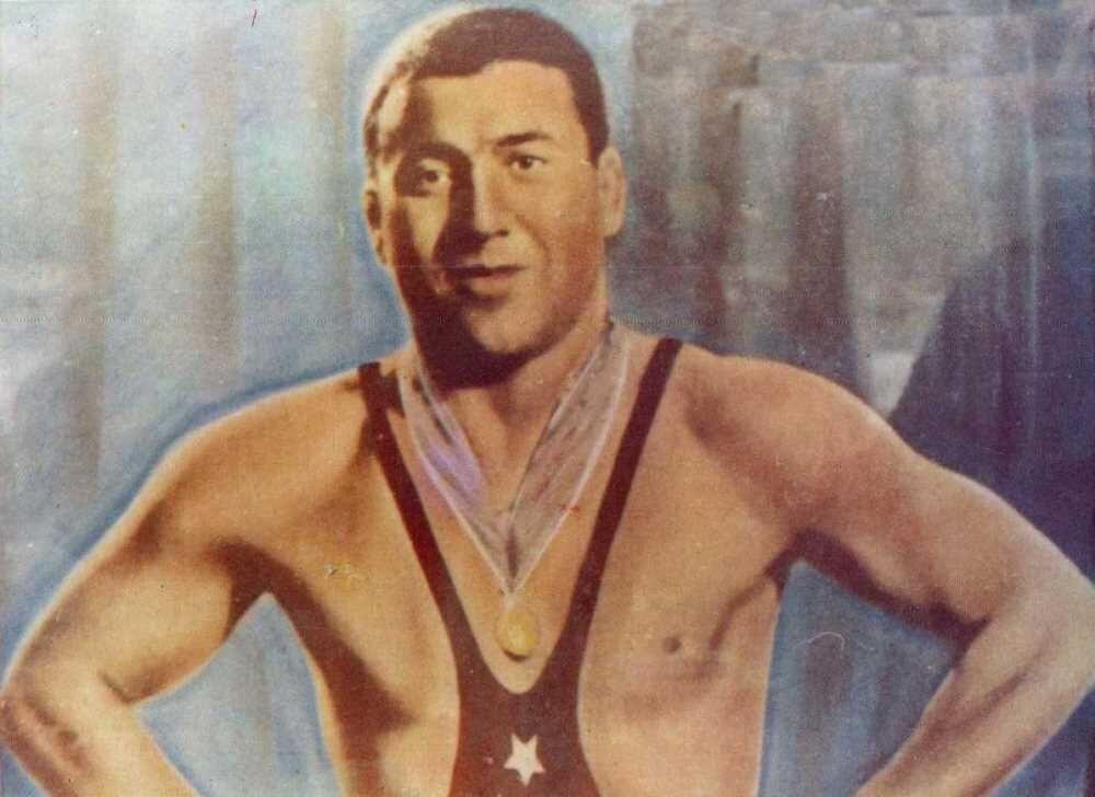 Nasuh Akar