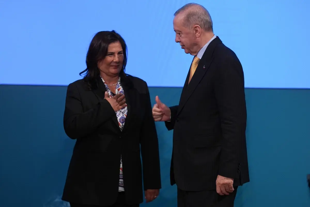Özlem Çerçioğlu2