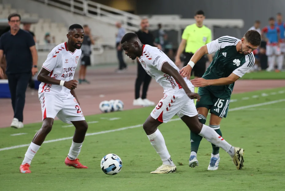 Samsunspor Başkanı Yıldırım yeni transferi duyurdu: