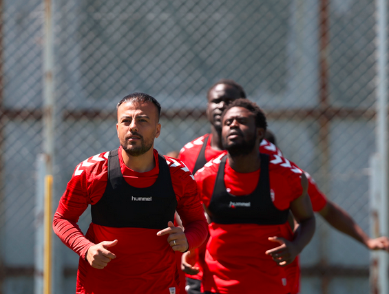 Sivasspor Bodrum Fk Maci Oncesi Son Hazirliklarini Yapti