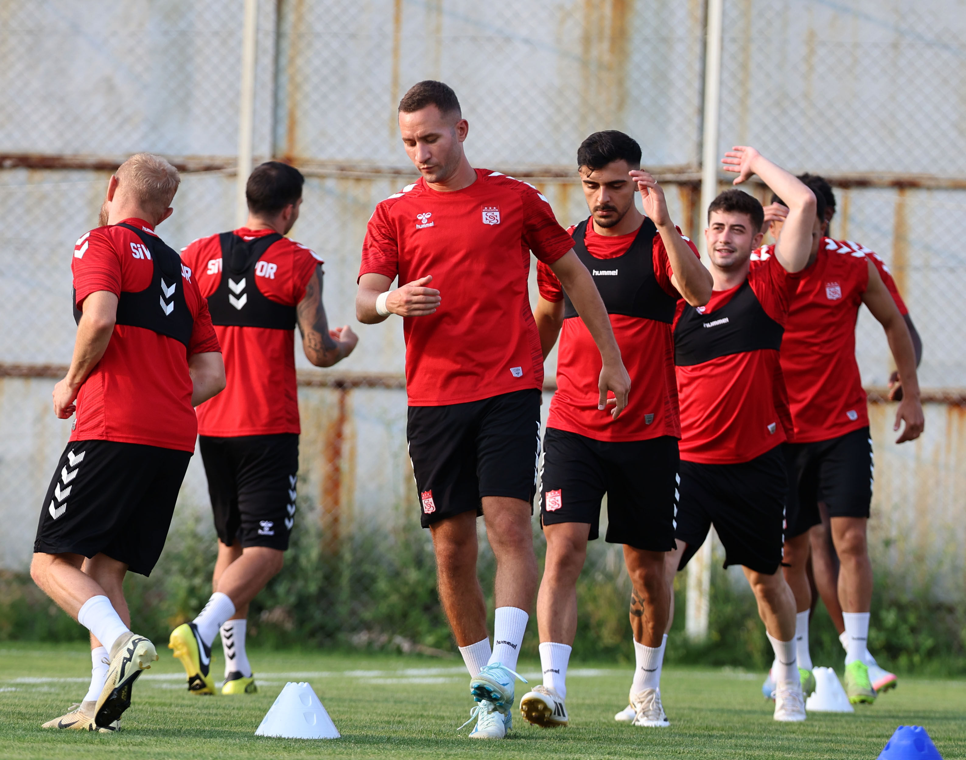 Sivasspor Erzurumspor Macina Hazirlaniyor
