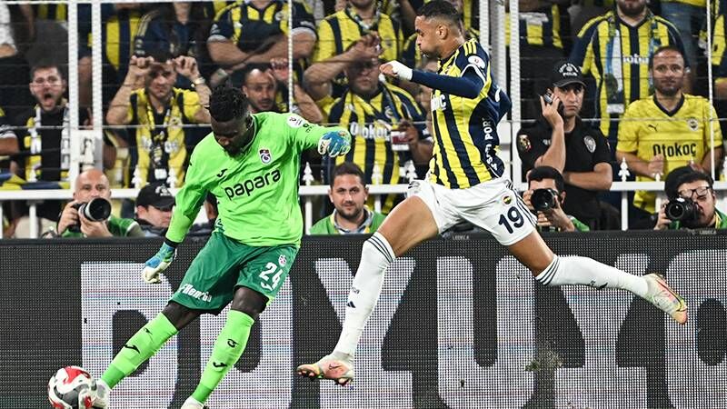 Trabzonspor'un yeni kalecisi Onana Fenerbahçe maçında moral verdi
