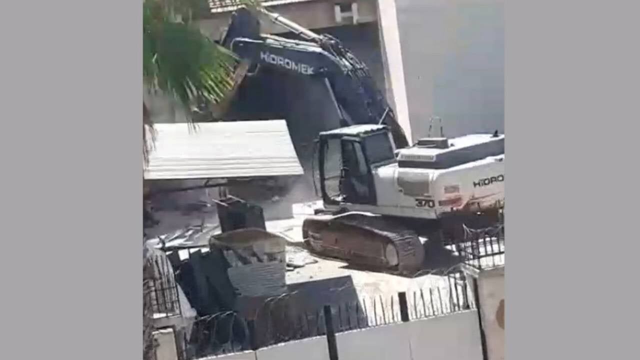 Antalya Muzesi Nde Hukuksuz Yikim Basladi