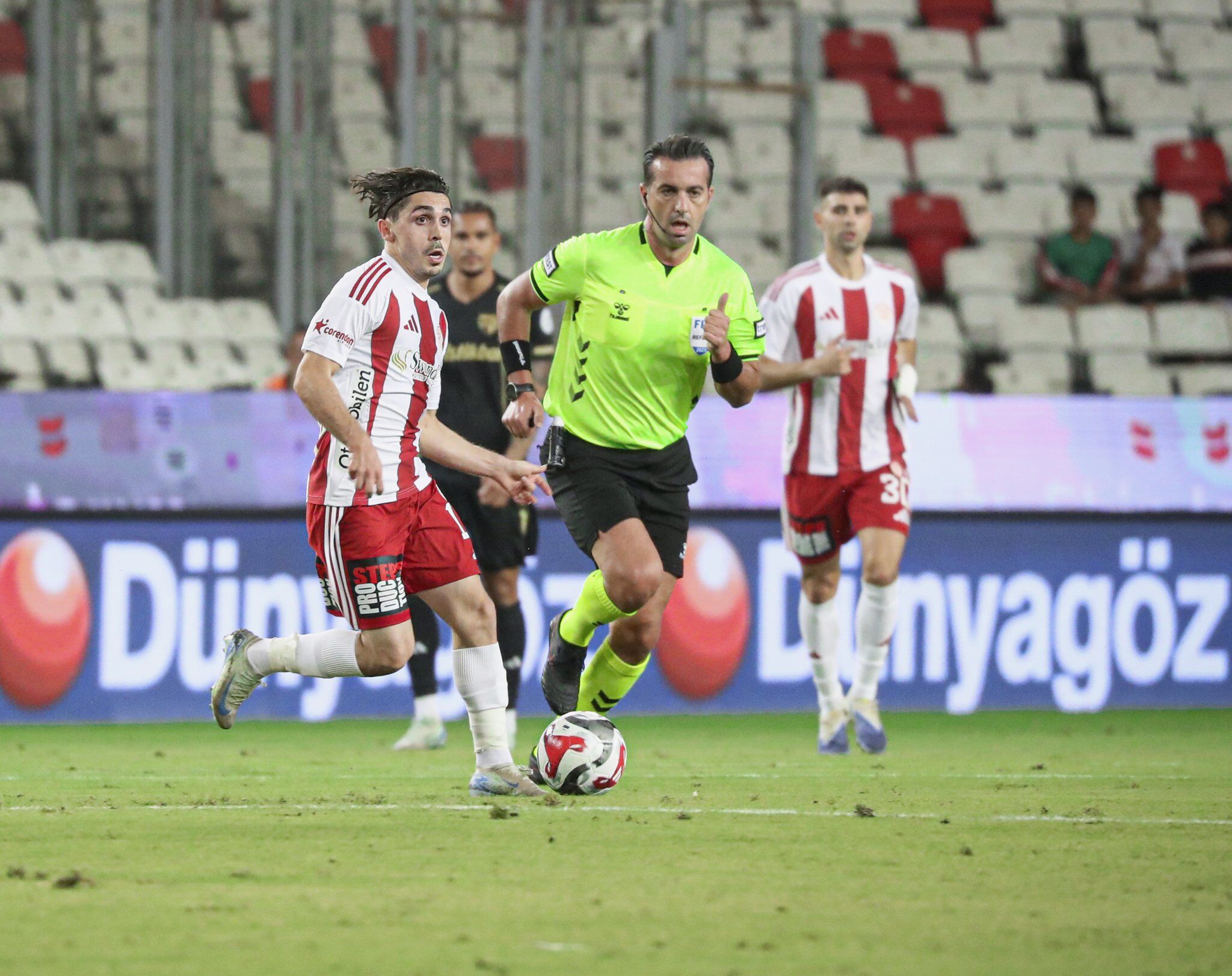 Antalyaspor evinde Kayserispor ile 1-1 berabere kaldı