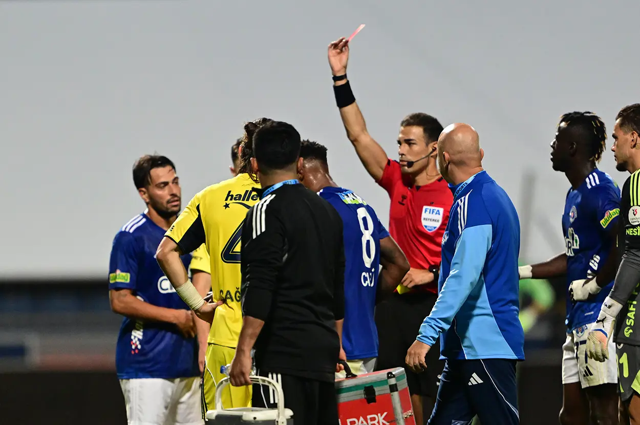 Kasımpasa Fenerbahce Oguzhan Cakir