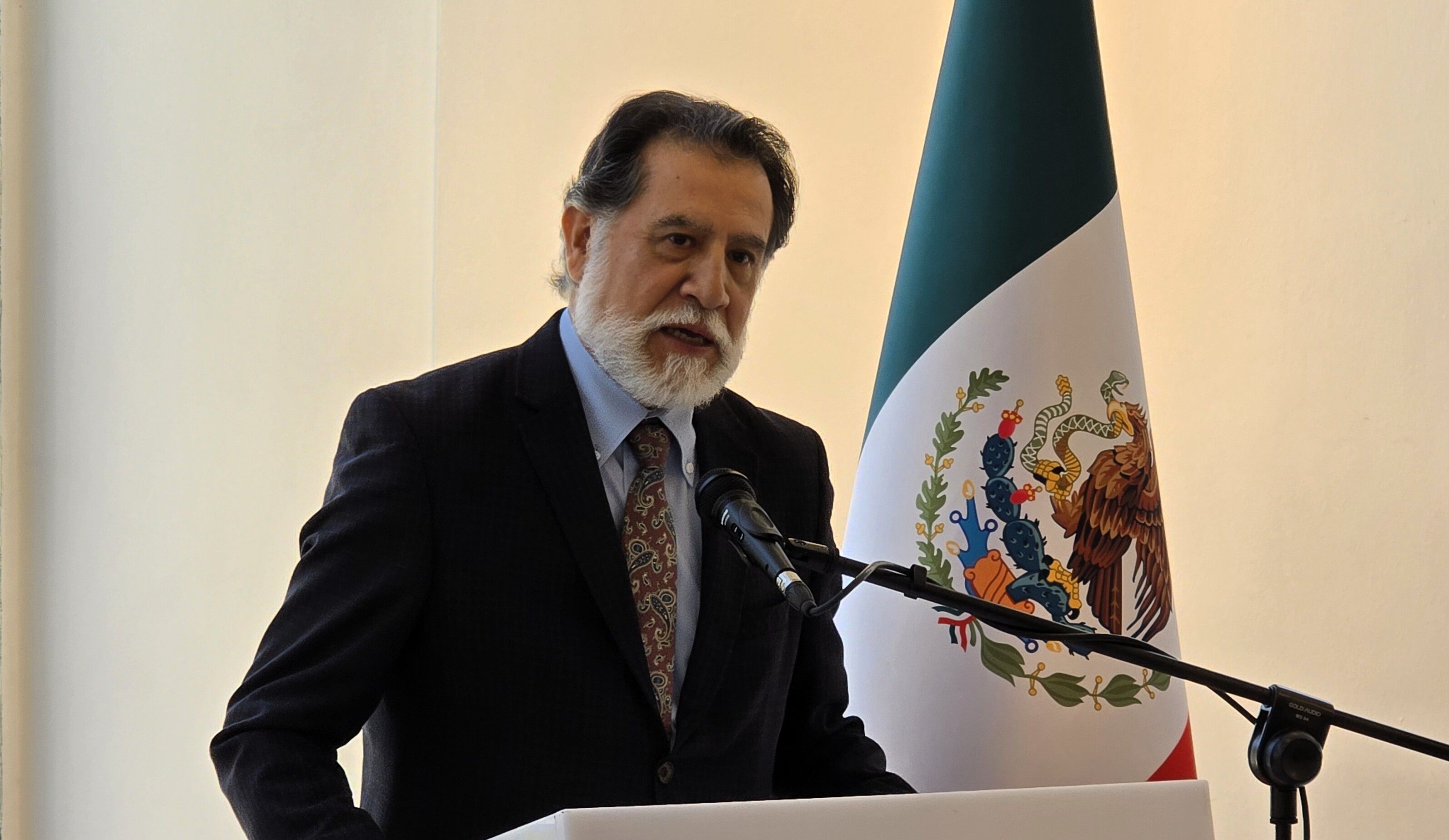 Toño Labra