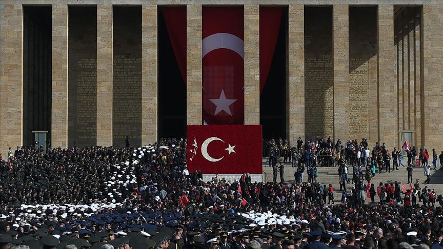 28 Ekim Yarım Gün Mü