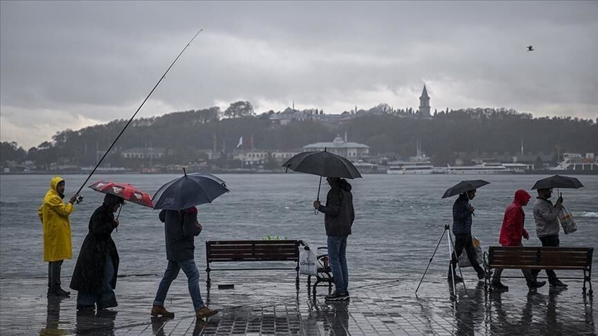 Akom'dan İstanbul Için Kuvvetli Gök Gürültülü Sağanak Uyarısı